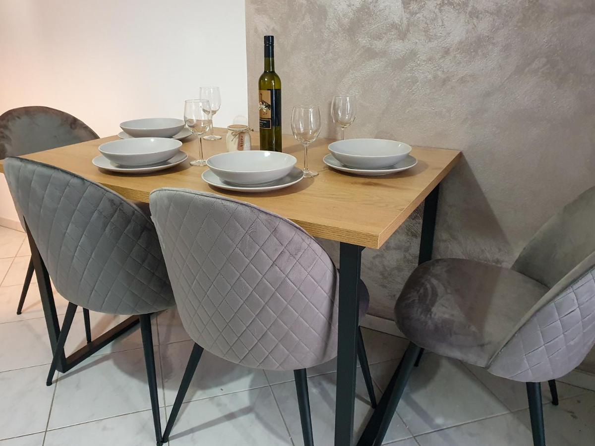באסקה Apartments Mira מראה חיצוני תמונה