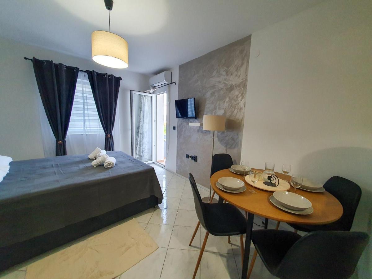 באסקה Apartments Mira מראה חיצוני תמונה